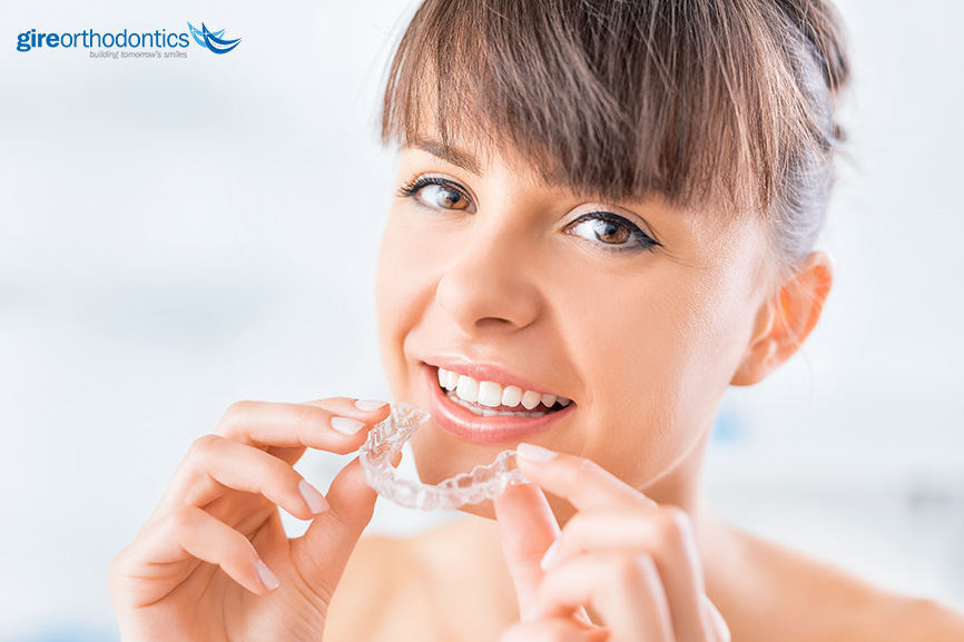 What To Do At Mealtime If You Wear Invisalign